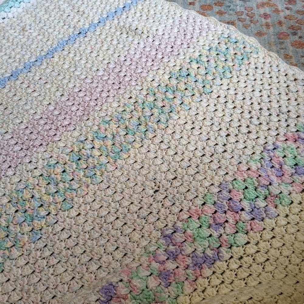 Vintage Handmade Pastel Shimmer Stripe Crochet Afghan Large Blanket Throw OS - Picture 5 of 6